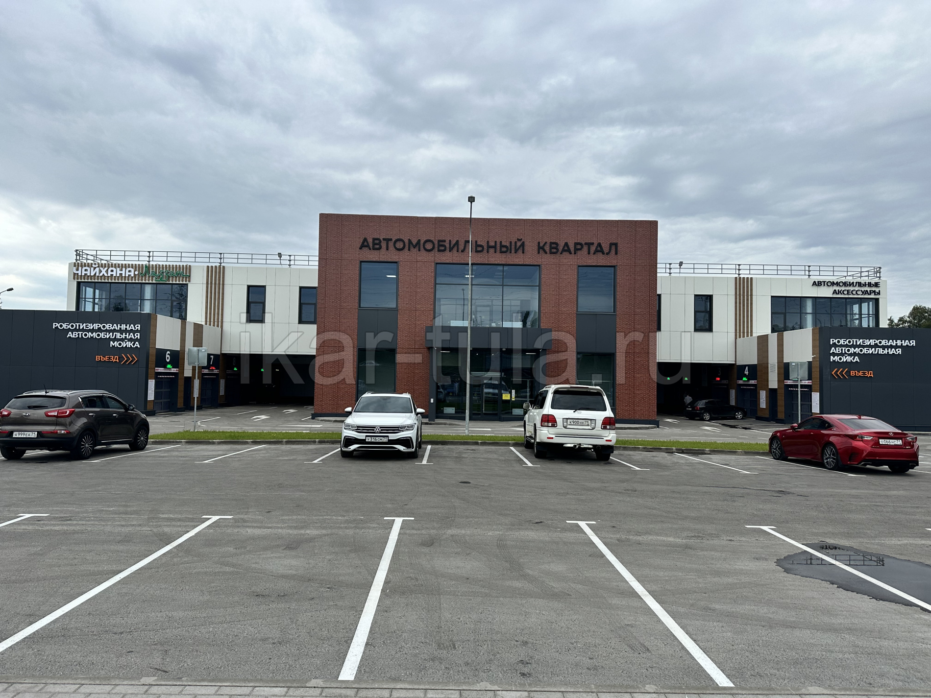 Изготовление и монтаж фасадного остекления и дверей из алюминиевого профиля на улице Рязанской